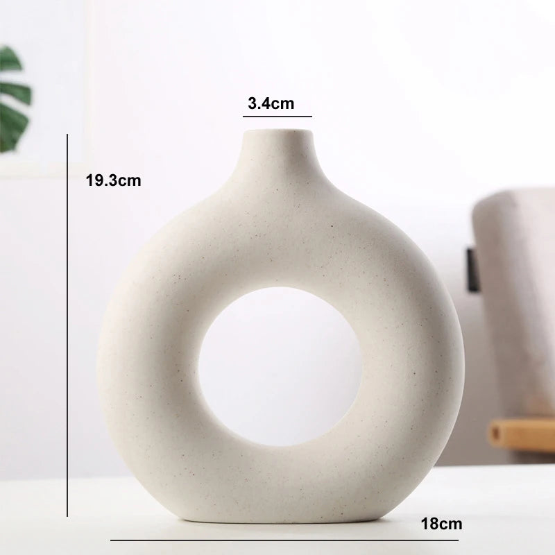 Hollow Ceramic Donuts Vase - Explore Ethereal