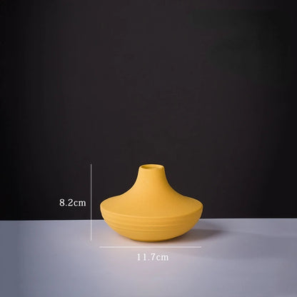 Creative Ceramic Small Vase - Explore Ethereal