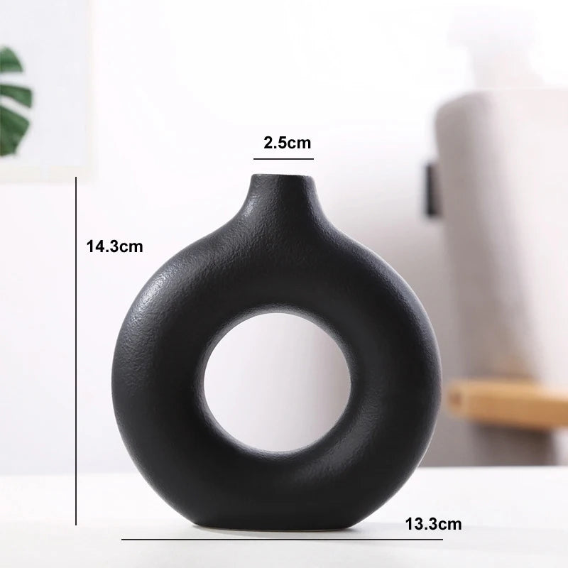 Hollow Ceramic Donuts Vase - Explore Ethereal