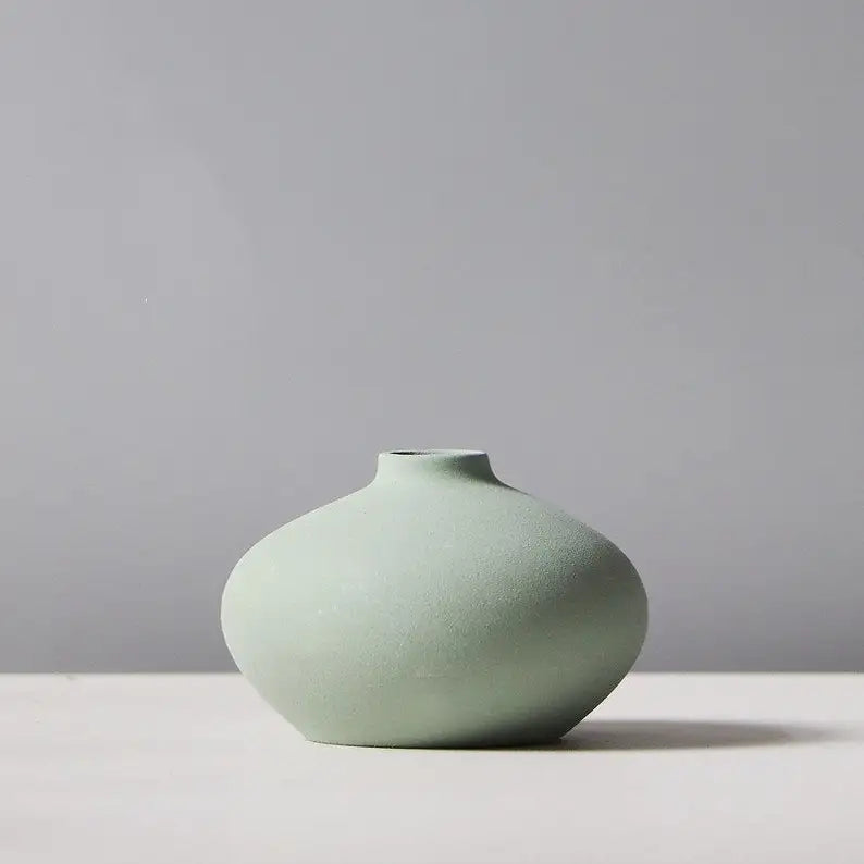 Matte Ceramic Vase - Explore Ethereal