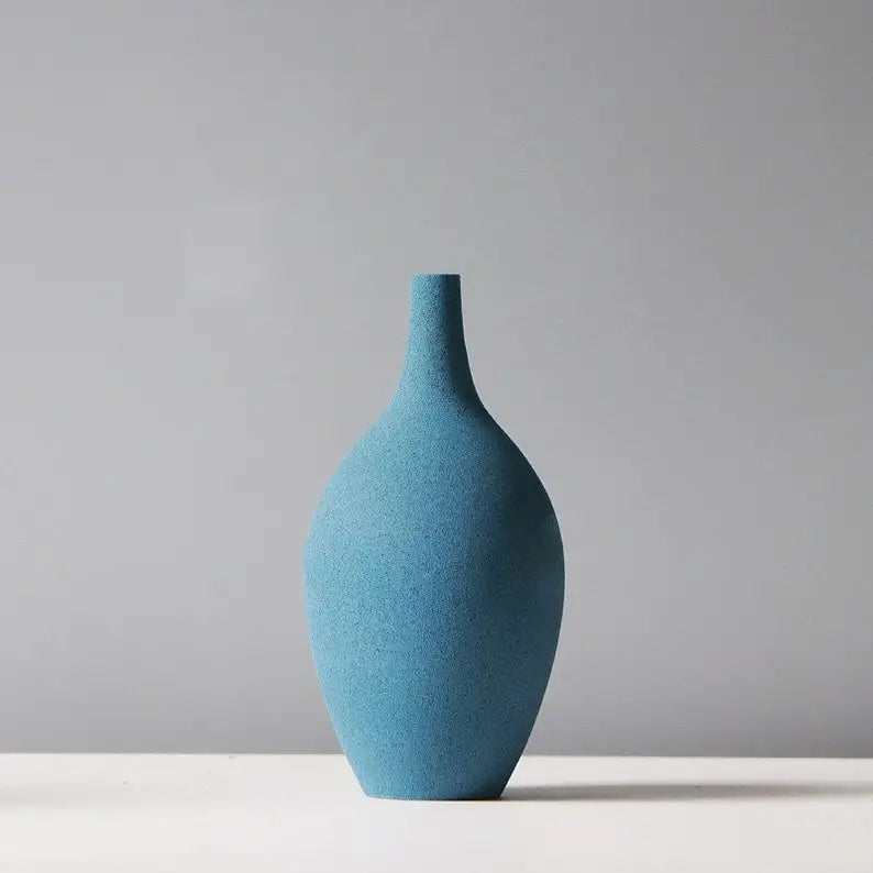 Matte Ceramic Vase - Explore Ethereal