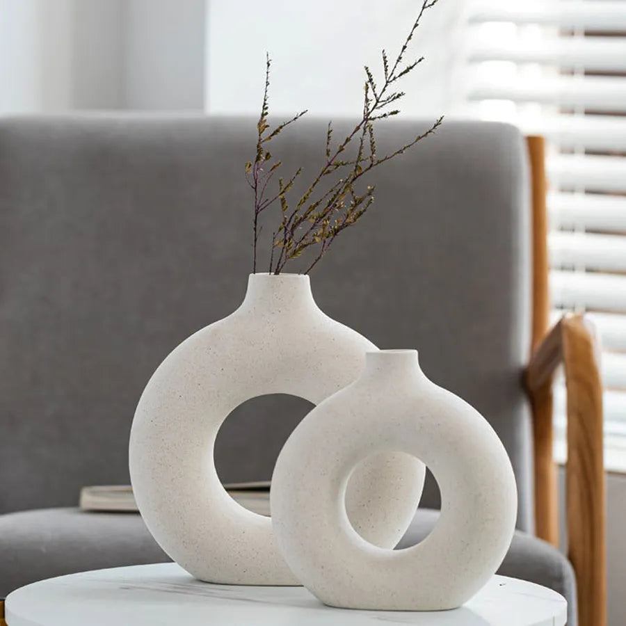 Hollow Ceramic Donuts Vase - Explore Ethereal