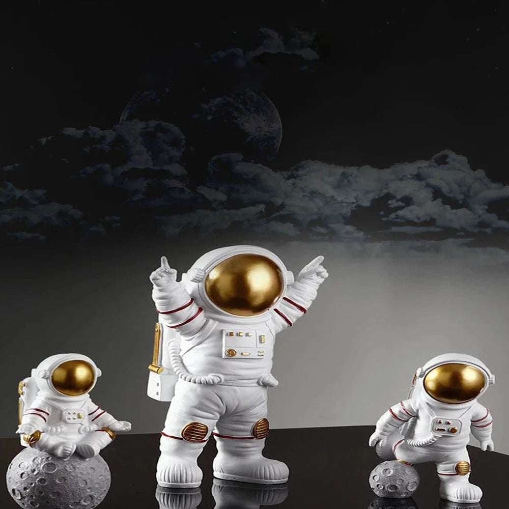 Astronaut Figure Statue Set - Explore Ethereal